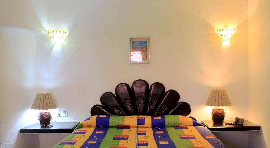 Suites Plaza Del Rio - Family Hotel Malecon Centro Puerto Vallarta Eksteriør bilde