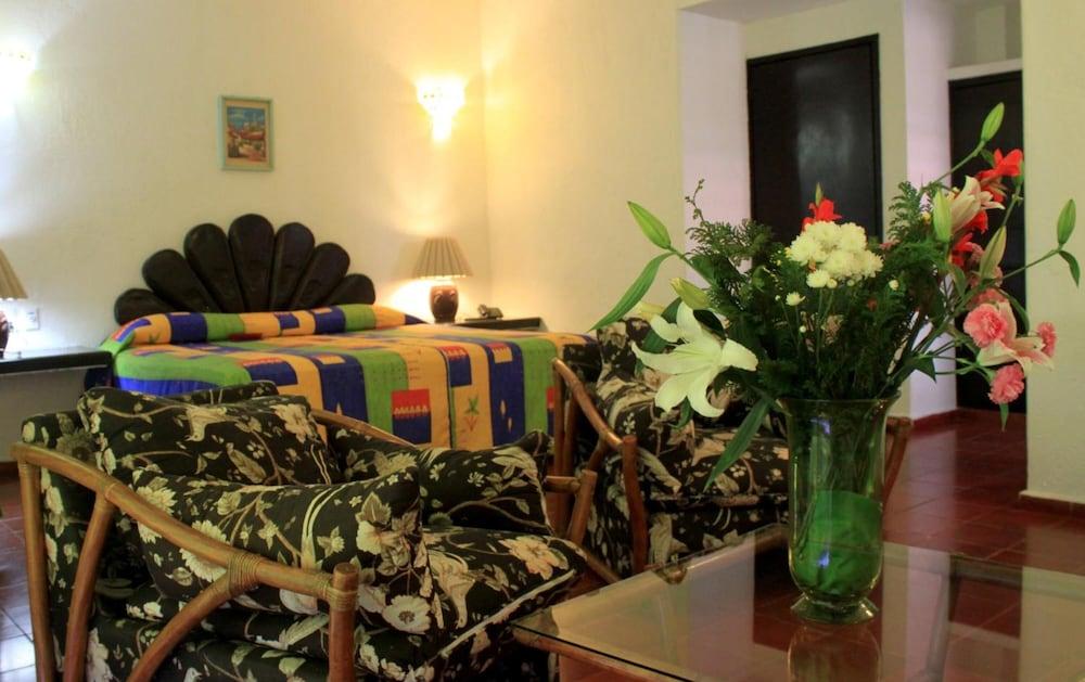 Suites Plaza Del Rio - Family Hotel Malecon Centro Puerto Vallarta Eksteriør bilde